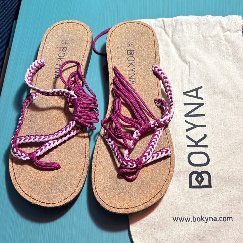 Women's Stylish Pink Sandals